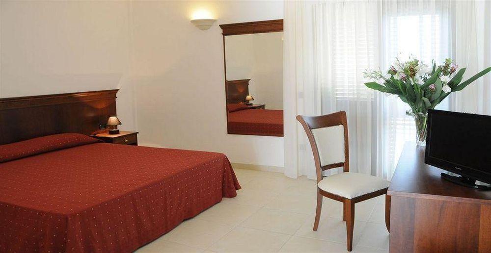 Agri Hotel Conte Salentino サン・ティジドーロ エクステリア 写真